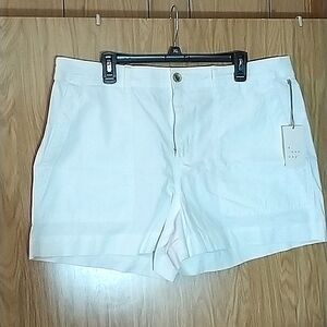 🆕A New Day Summer White Shorts